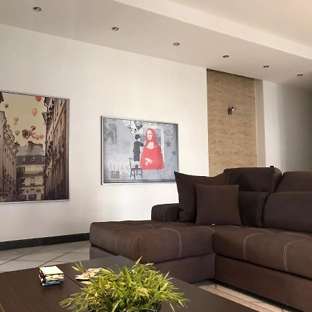 בוסקוריאלה Sky And Green Luxury Apartament מראה חיצוני תמונה