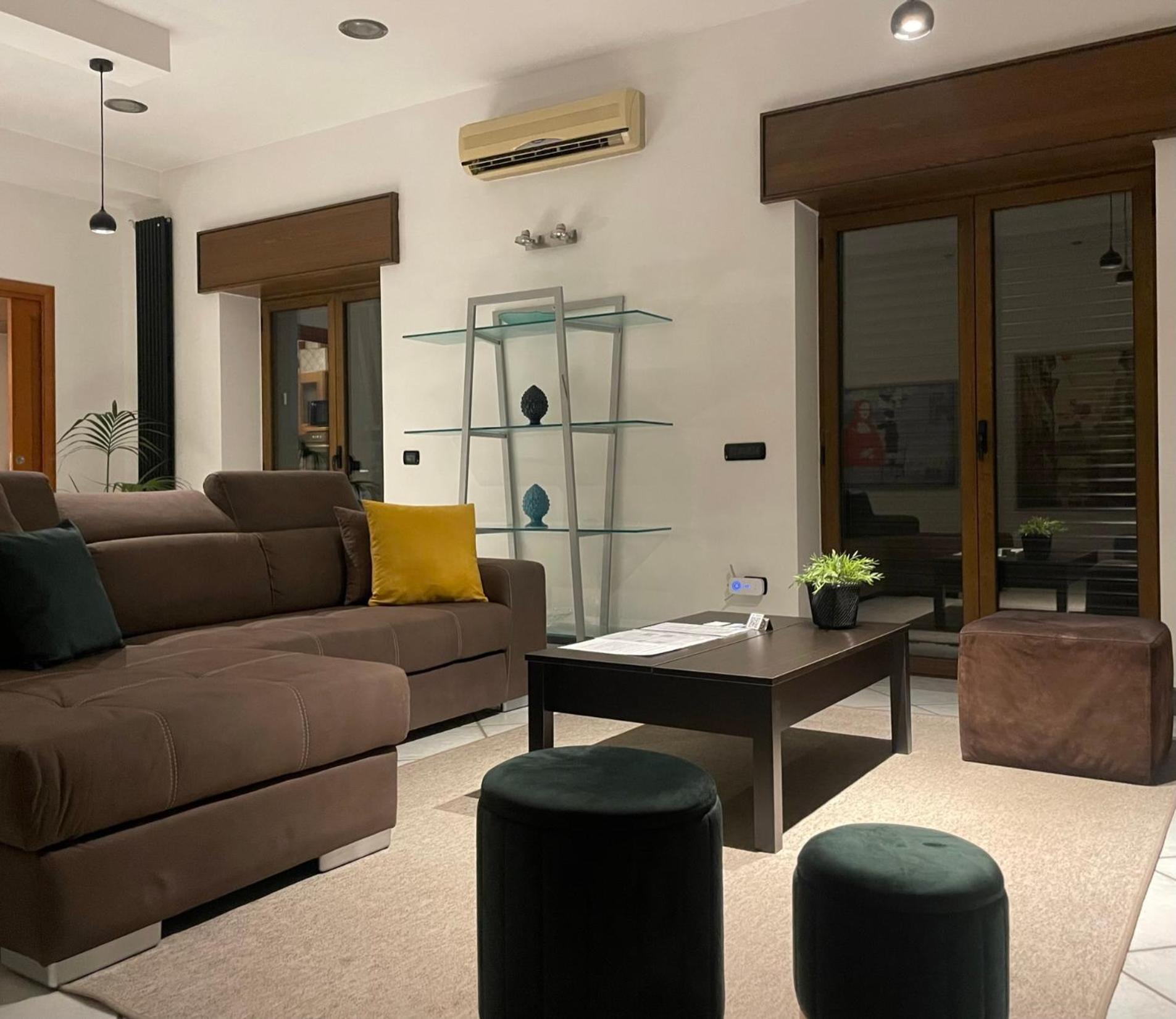 בוסקוריאלה Sky And Green Luxury Apartament מראה חיצוני תמונה